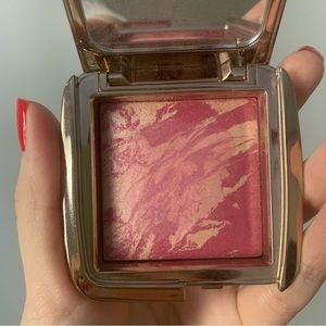 Hourglass Blush in Iridescent Flash